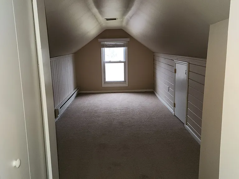 bonus room