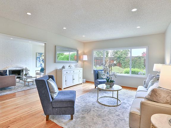 5th image of 3930 El Coral Way