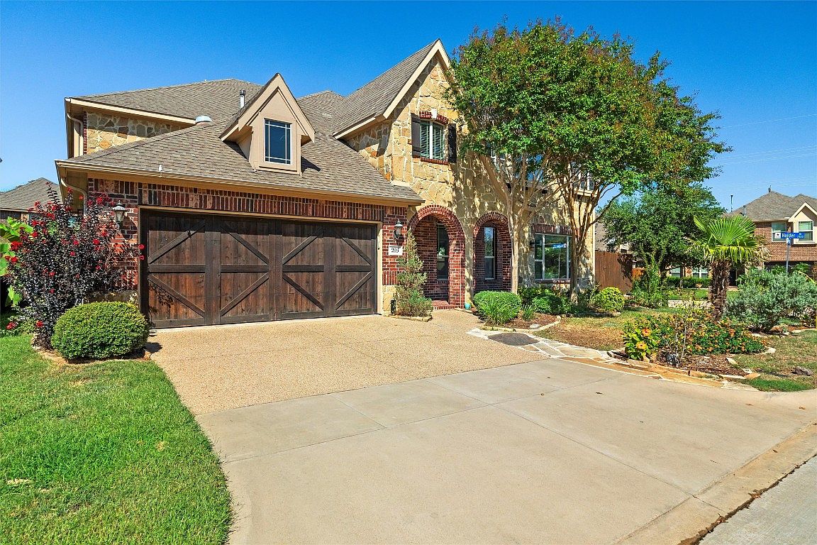 203 Ridgewood Dr, Euless, TX 76039 MLS 20436237 Zillow