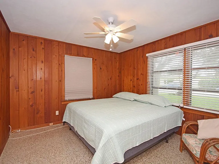 907 Ocean Pl — Photo 14