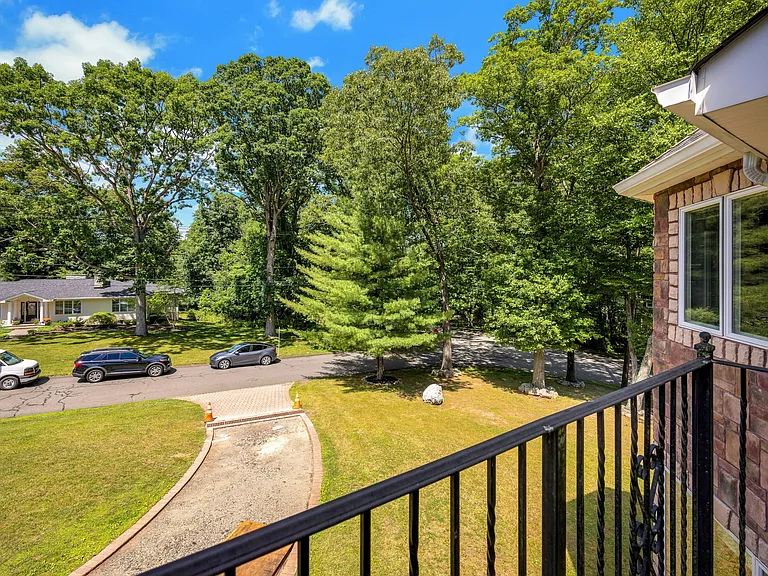 252 Mabel Pl — Photo 58