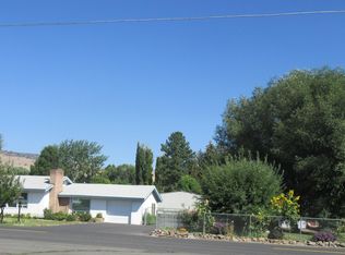 2009 Summers Ln, Klamath Falls, OR 97603