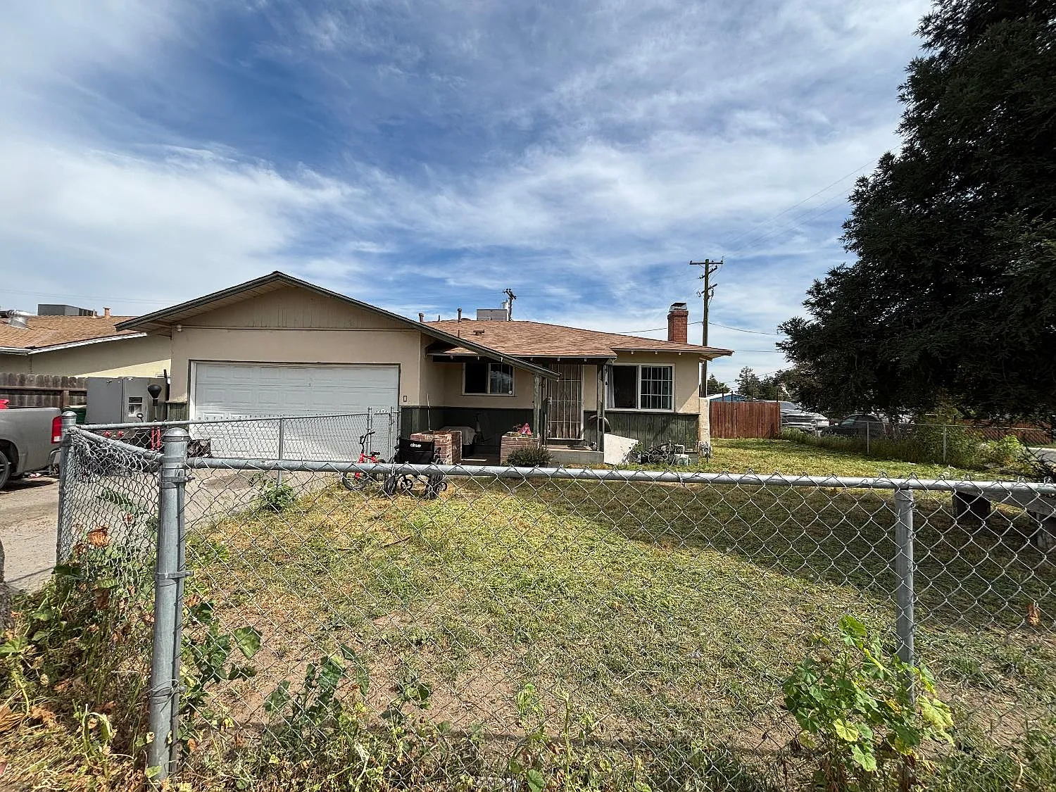 7360 Edythe Cir photo 1