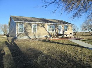 18202 P Rd, Cimarron, KS 67835
