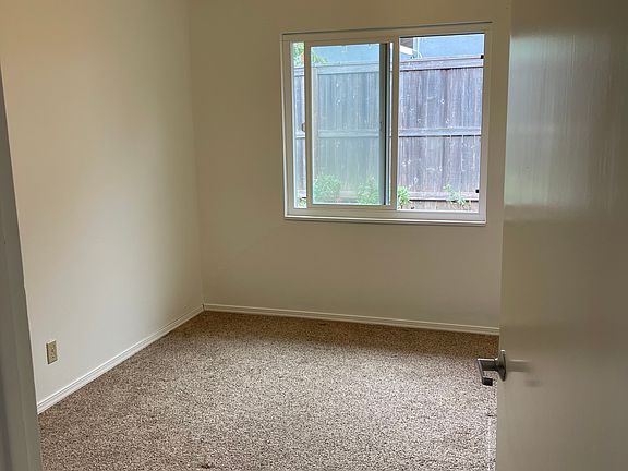 5th image of 138 Del Sur Way
