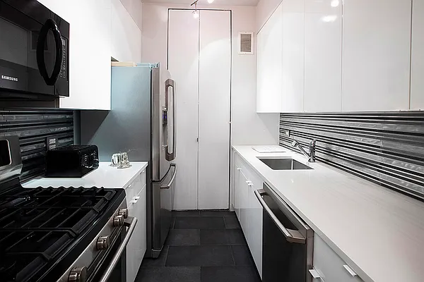Sold by Empire State Properties | media 12