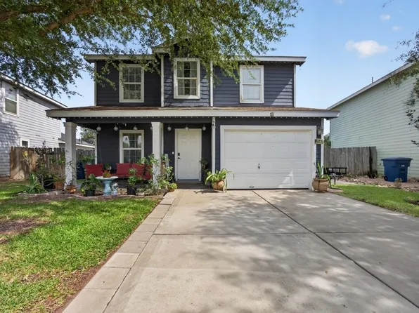 17547 Port Bolivar Dr, Laredo, TX 78045