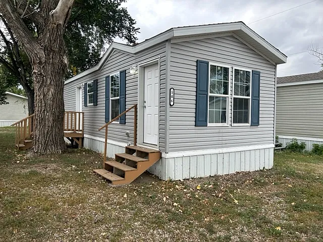 625 15th St SE — Photo 102