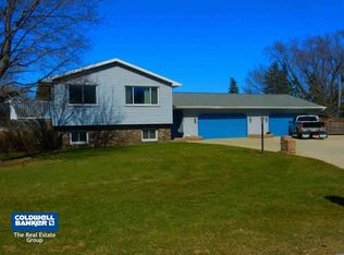 549 Pleasant Ct, Neenah, WI 54956