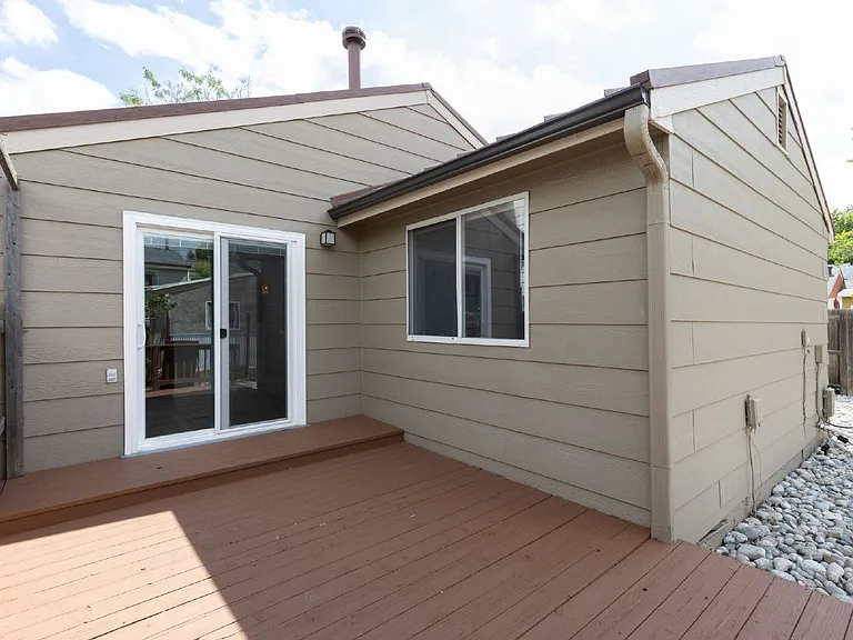 1610 Ervine Ave — Photo 21