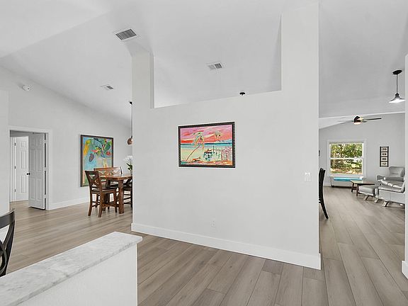 4th image of 2774 SE Export Avenue