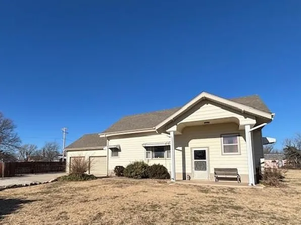 14 4th St, Olmitz, KS 67564
