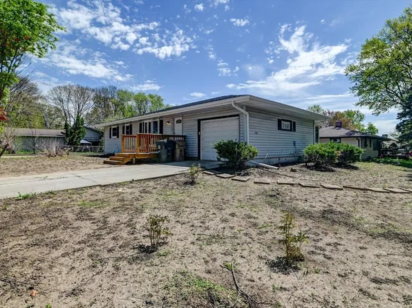 729 Bewick Dr, Madison, WI 53714