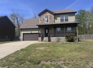 1216 Freedom Dr, Clarksville, TN 37042