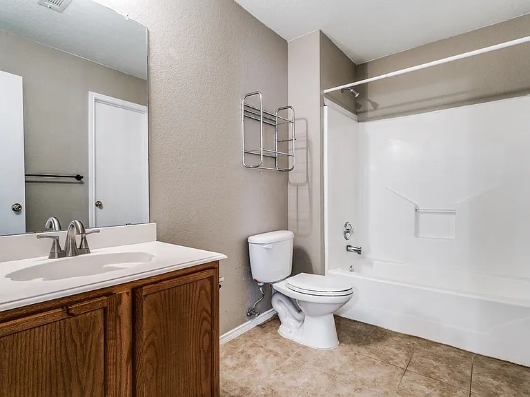 9608 Woodrow Wilson Dr — Photo 13