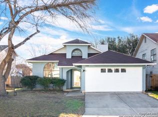 8040 Dove Trail Dr, San Antonio, TX 78244