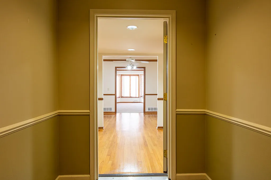 2 bed, 1650 sqft, $2,600 — Photo 3