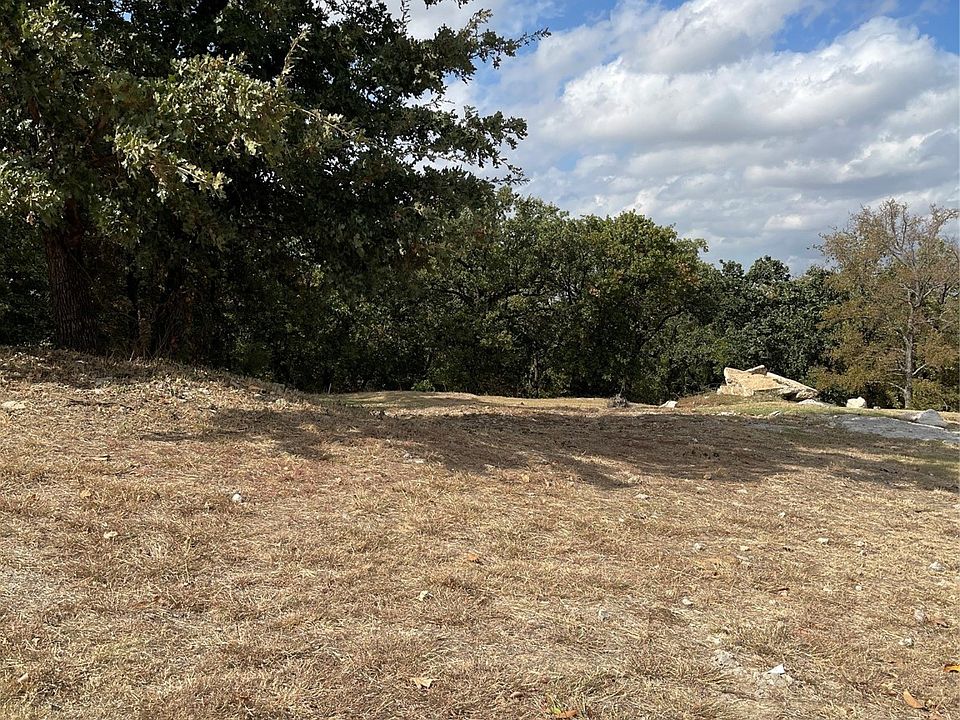 1st image of 1600 Emerald Knoll Dr