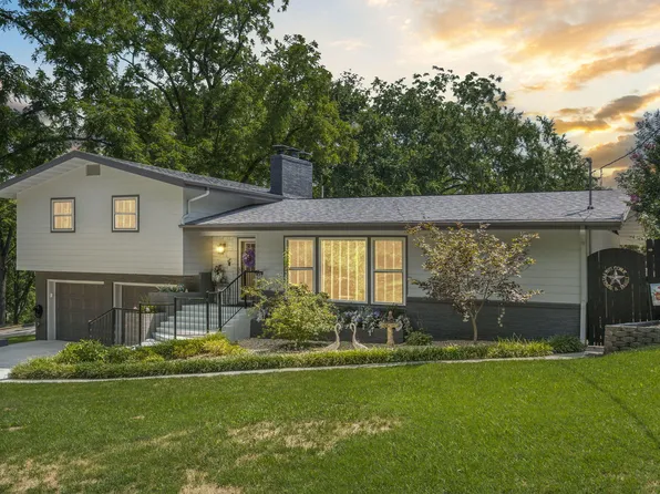 118 N Sunshine Street, Branson, MO 65616