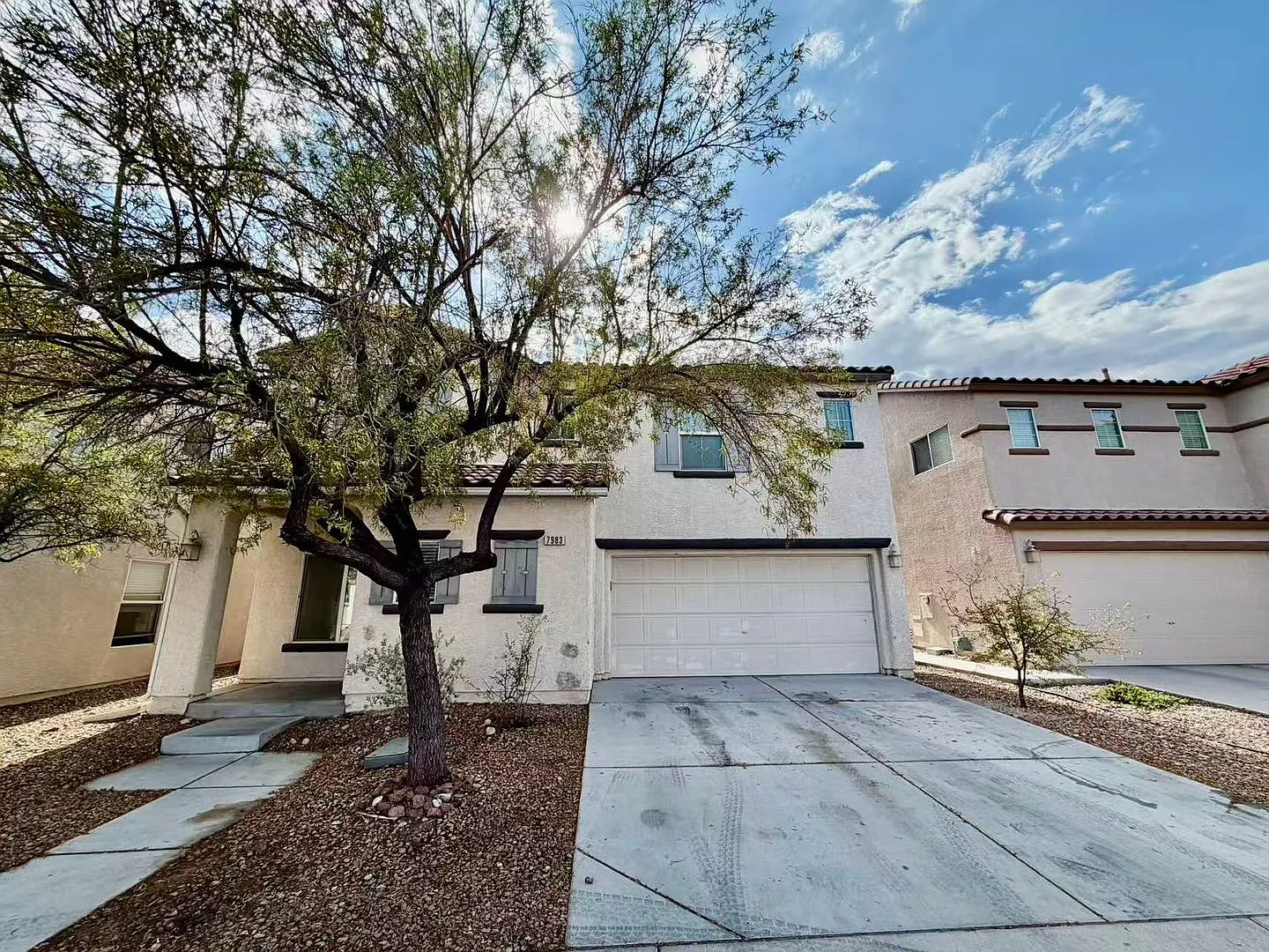 Beautiful two-story home featuring 3 bedrooms, 2.5 bathrooms — Photo 1