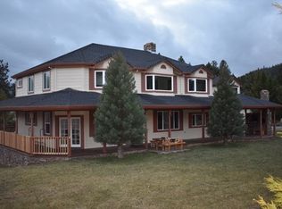 808 Conan Pl, Mount Shasta, CA 96067