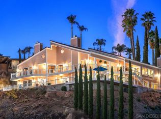 9879 Grandview Dr, La Mesa, CA 91941