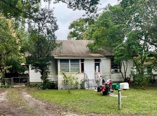 5453 10th St, Zephyrhills, FL 33542