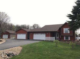 26010 Granada Ave, Wyoming, MN 55092