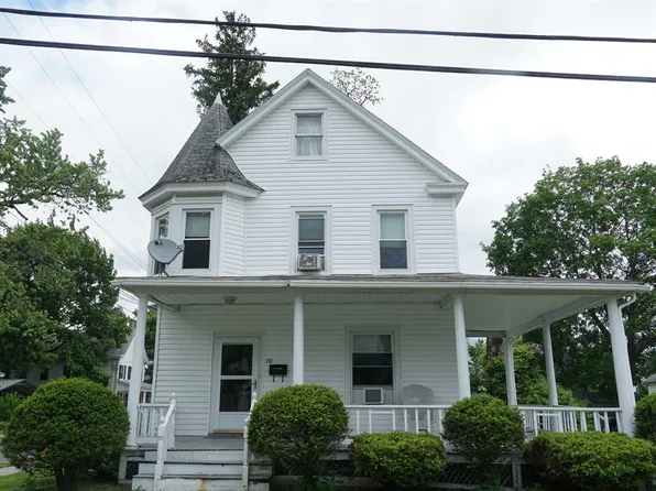 70 Van Buren Ave, Ravena, NY 12143