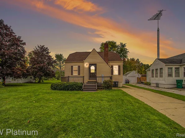 3895 Lapeer Rd, Port Huron, MI 48060