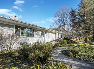 3250 Raccoon Valley Rd, Granville, OH 43023