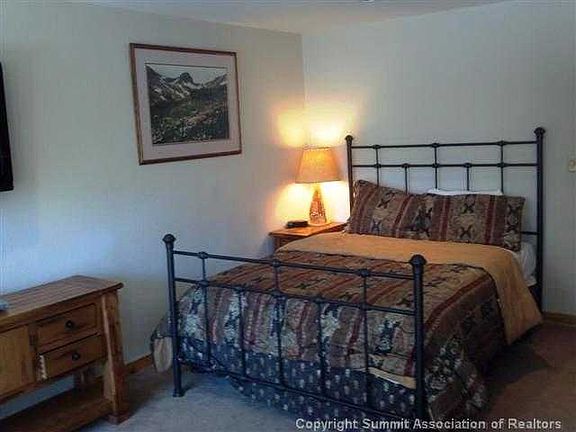 4th image of 535 PARK Avenue UNIT 203