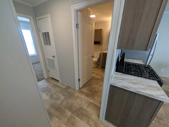 38000 Le Chateau Blvd #249 — Photo 16