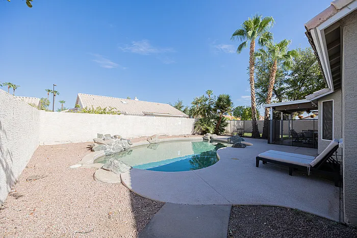 904 S Dolphin Dr — Photo 24