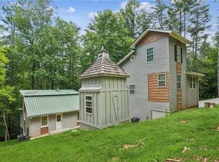 375 Deerfield Dr, Dahlonega, GA 30533