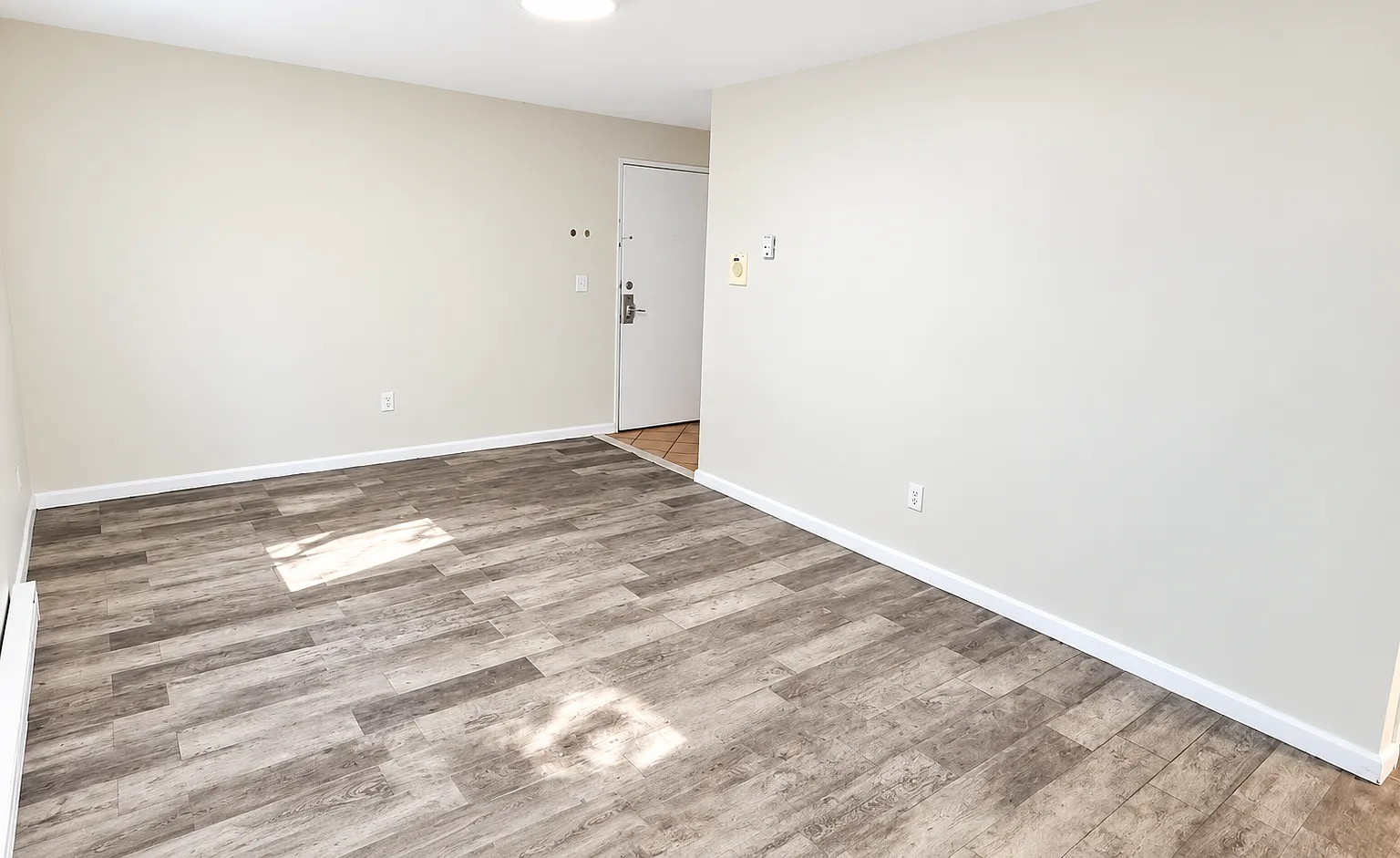 1 bed, 600 sqft, $1,900 — Photo 2