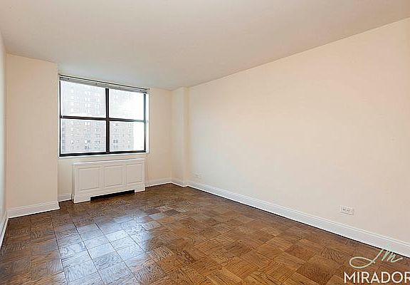 3rd image of 330 E 39th St APT 24L