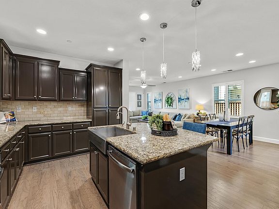 5th image of 3004 Sonsilla Ln