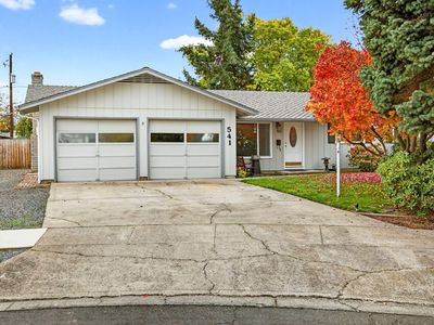 541 Barry Cir, Medford, OR, 97501