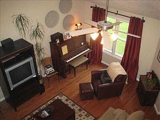 3rd image of 301 E Burcham St