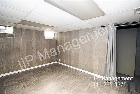 11915 E Granger Rd — Photo 17