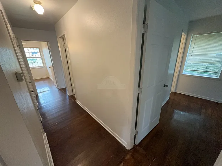 3312 Lake Travis Ave — Photo 6