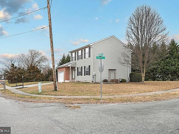3rd image of 120 Kinneman Rd
