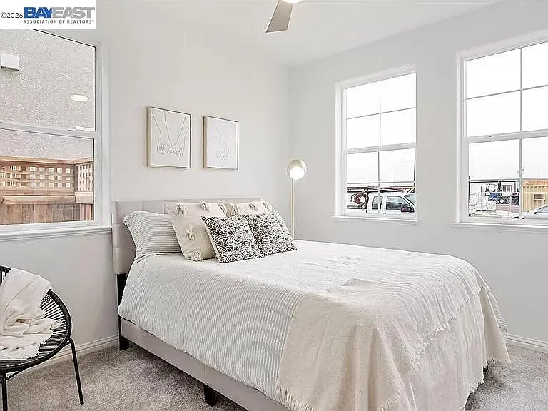 5 bed, 2817 sqft, $3,400 — Photo 4
