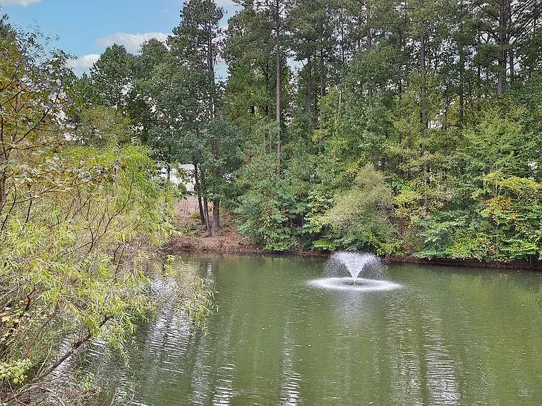 3081 Kentmere Dr — Photo 26