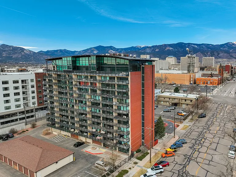 417 E Kiowa St #203 — Photo 4