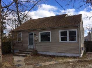 23 Stuyvesant Rd, Brick, NJ 08723