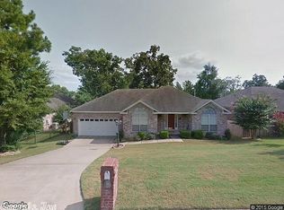 127 Chambord Dr, Maumelle, AR 72113