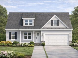 823 Mulligan Dr, Ayden, NC 28513