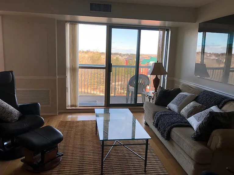 30 Blue Springs Dr #Penthouse 3 — Photo 2